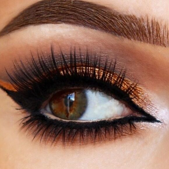 Huda Beauty Carmen False Strip Lashes - Picture 3 of 9